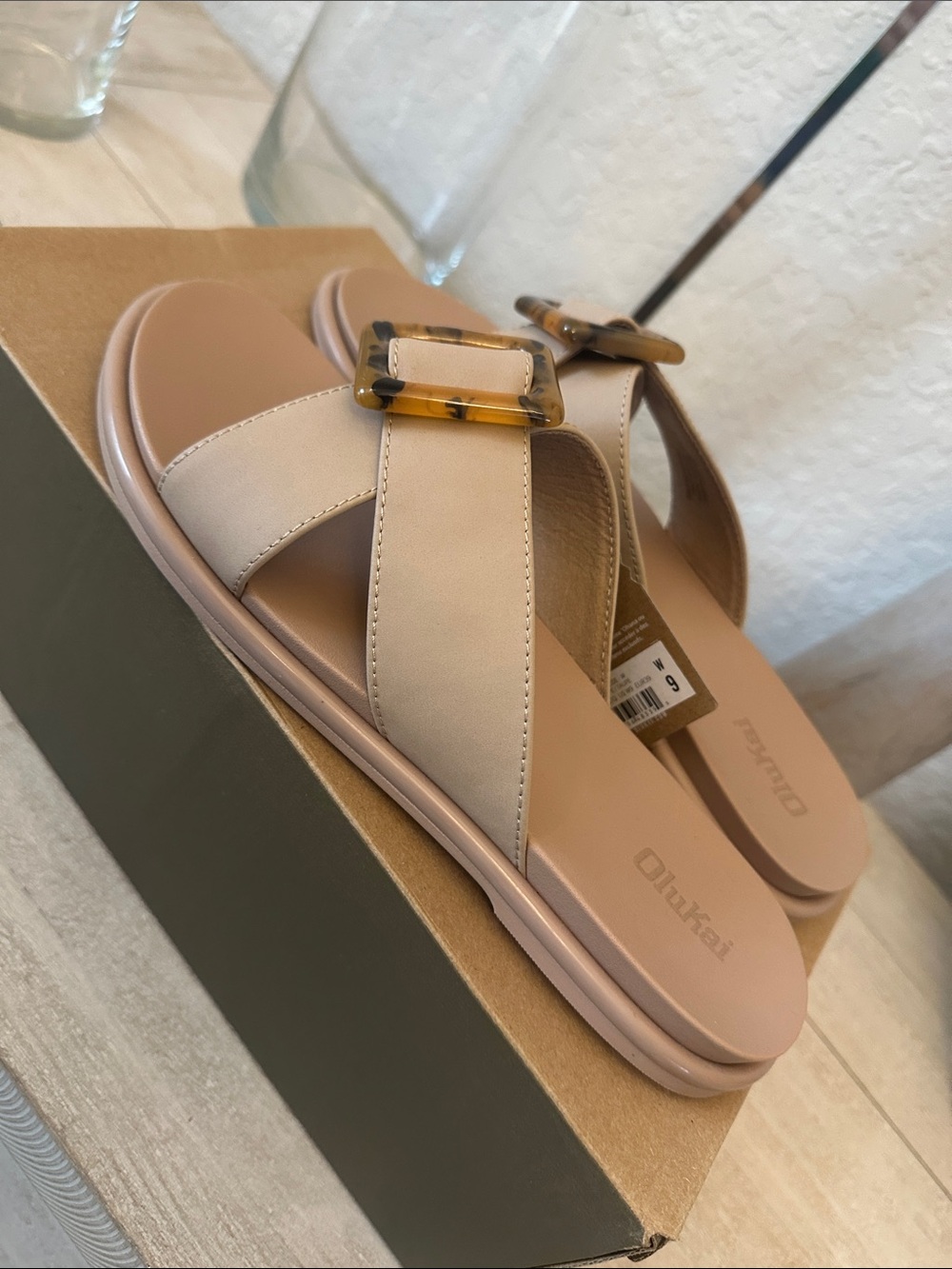 OluKai La’I Slide sandal Taupe women’s 9 N with tags - Picture 4 of 8